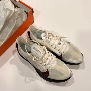 Women's Nike Zoom Gravity Size 7 New in Box!!
